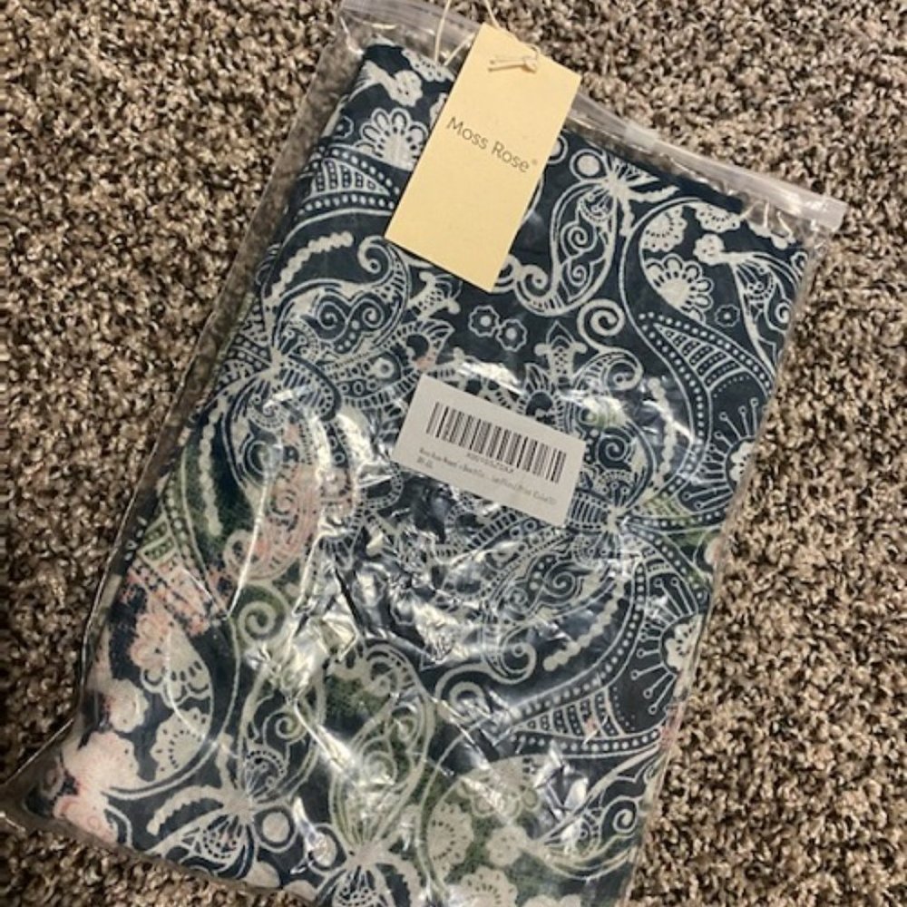NWT * MOSS ROSE Women's Beach Cover-up BOHEMIAN KIMONO *Green Paisley*  one size - Picture 3 of 4